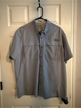 Eddie Bauer Men's Short-Sleeve Button-Down Shirt - Light Blue